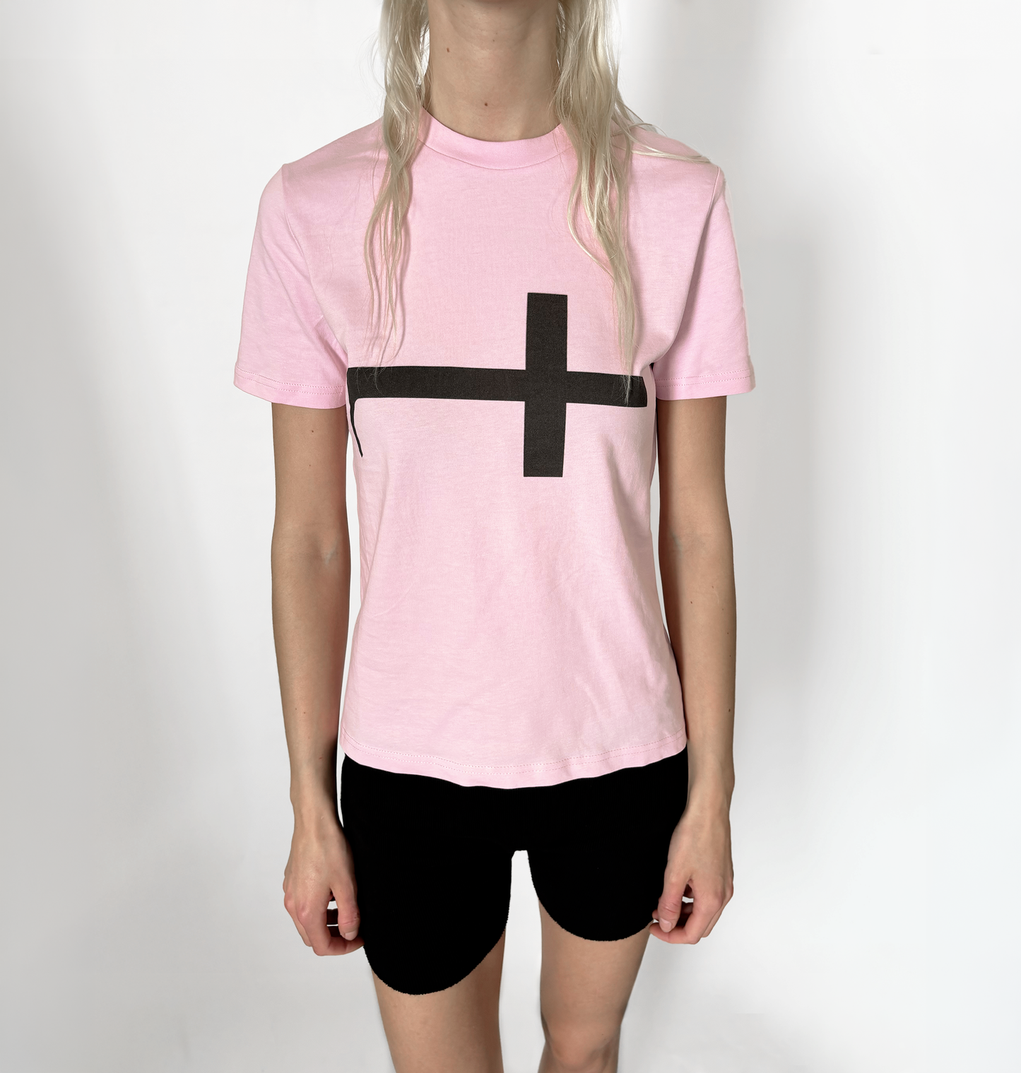 Average Tee Icon Pink